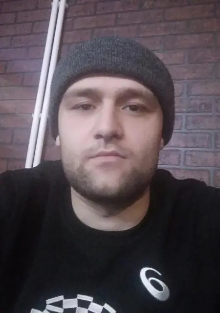 Я Алиханов, 32, из Махачкалы, ищу знакомство для приятного времяпровождения