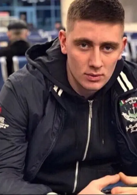 Артур из Владикавказа, мне 32, познакомлюсь для приятного времяпровождения