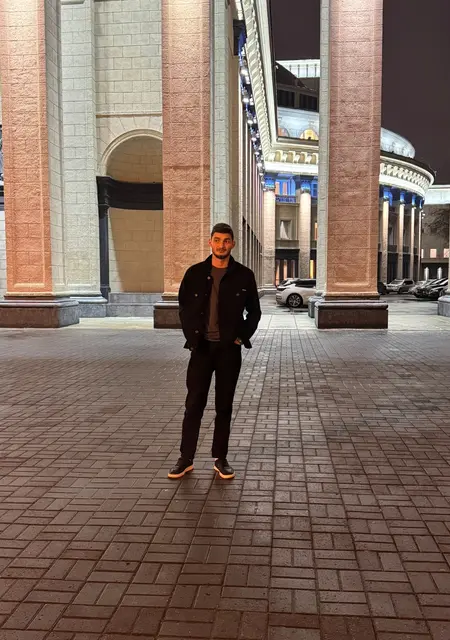 Я Elxan, 25, из Нижневартовска, ищу знакомство для открытые отношения