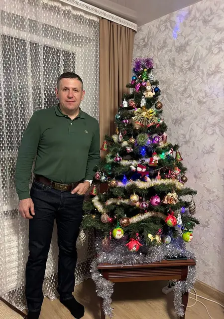 Я Олег, 44, знакомлюсь без обязательств в Екатеринбурге