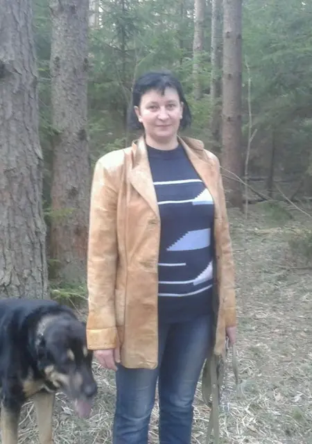 Я Наталья, 40, из Кольчугина, ищу знакомства без обязательств