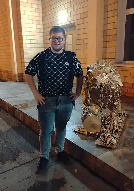 Влад из Новосибирска, ищу на сайте знакомства на одну ночь