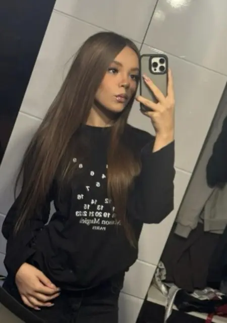 Я Катя, 19, знакомлюсь для вирта в Санкт-Петербурге