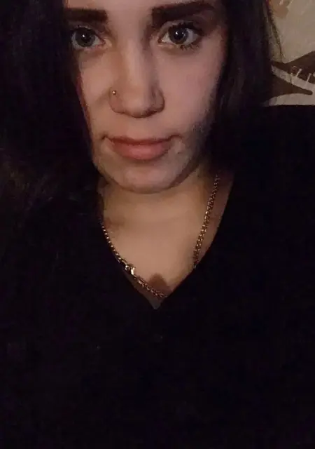 Лиза из Сочи, ищу на сайте открытые отношения