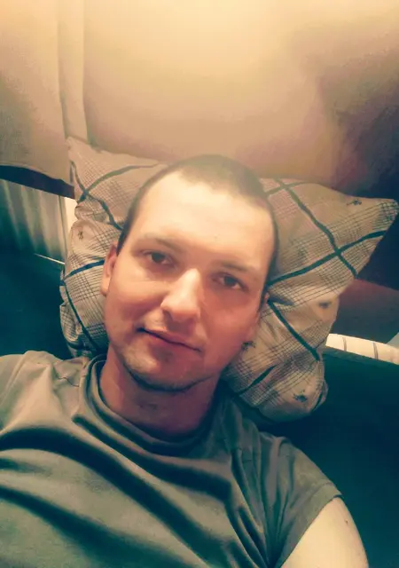 Андрей из Каневской, ищу на сайте знакомства на одну ночь