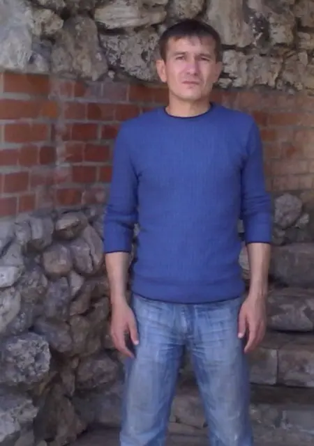 Я Gleb, 45, знакомлюсь для постоянных отношений в Московском