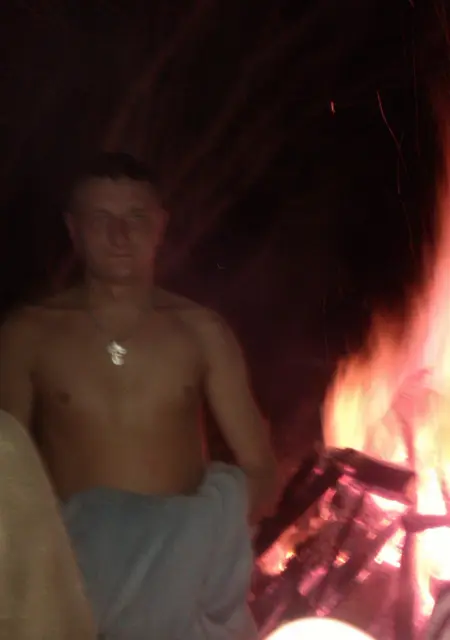 Я Просто Я, 43, из Артема, ищу знакомства без обязательств