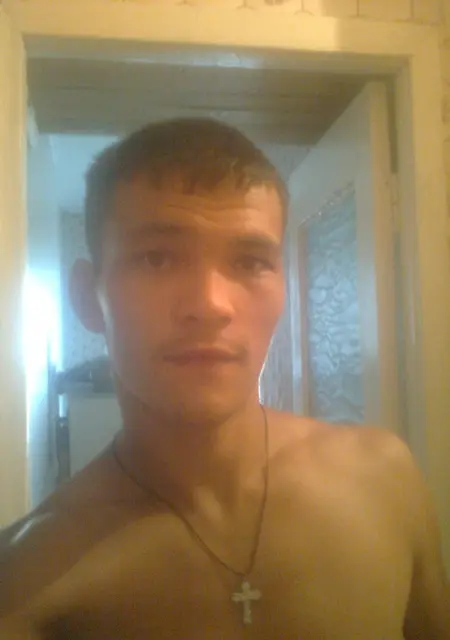 Тимур из Хвалынска, ищу на сайте знакомства на одну ночь