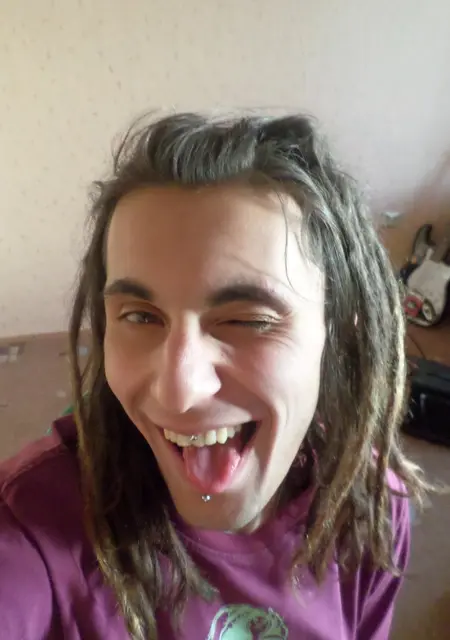 Филипп из Астрахани, ищу на сайте знакомства на одну ночь