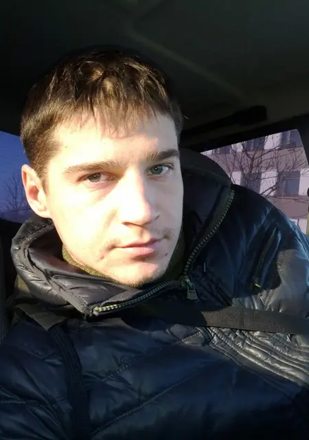 Антон из Орла, мне 40, познакомлюсь для общения