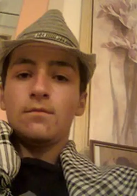 Я Вова, 34, из Армавира, ищу знакомство для постоянных отношений