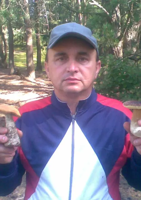 Я Sergiusz, 56, из Львова, ищу знакомства без обязательств