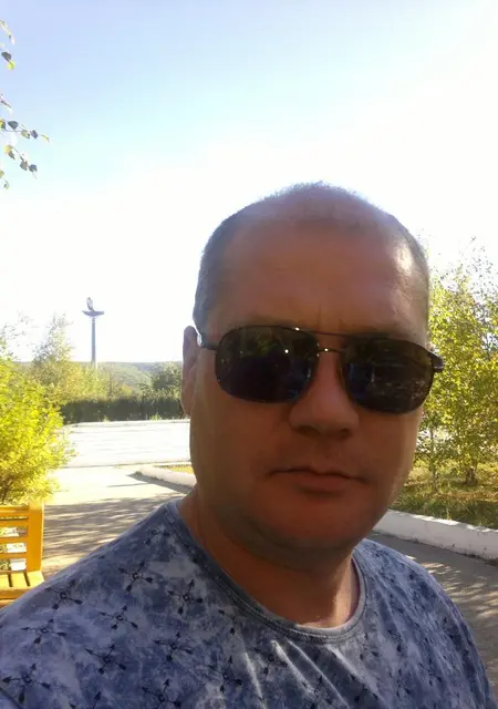 Игрь из Великого Устюга, ищу на сайте постоянные отношения