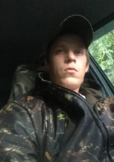 Я Илья, 32, знакомлюсь для общения в Костроме