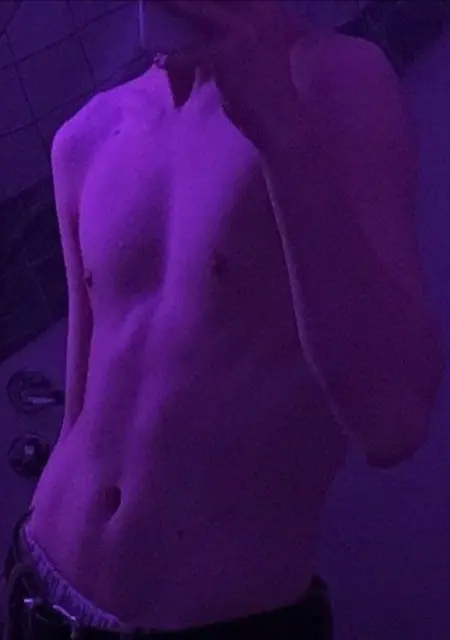 Я Макс Барских, 21, знакомлюсь без обязательств в Казани