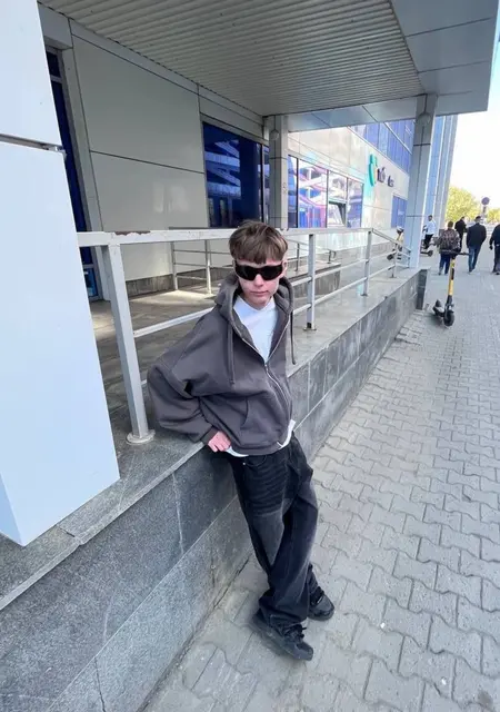 Я Tema, 18, знакомлюсь без обязательств в Екатеринбурге