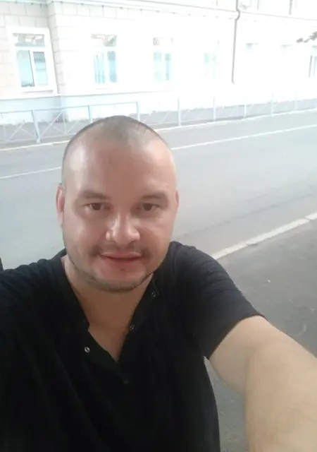 Марсель из Казани, ищу на сайте знакомства без обязательств
