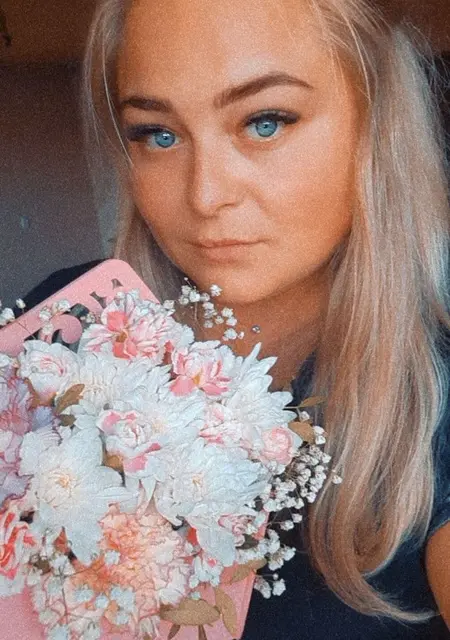 Валерия из Екатеринбурга, мне 30, познакомлюсь для приятного времяпровождения