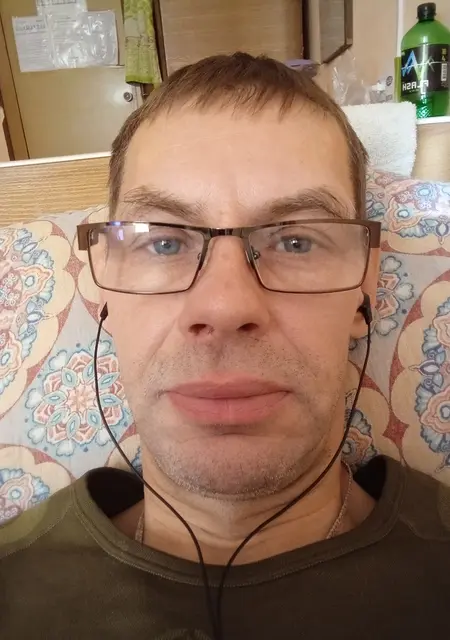 Лег из Уссурийска, мне 51, познакомлюсь без обязательств