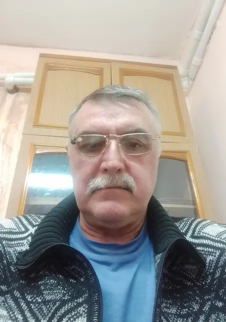 Виталий из Самары, ищу на сайте знакомства без обязательств