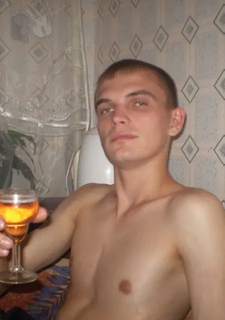 Alex из Киселевска, ищу на сайте дружбу