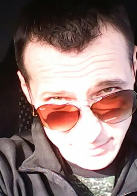 Захар из Йошкар-Олы, мне 42, познакомлюсь на одну ночь