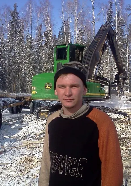 Я Эдуард, 45, знакомлюсь для приятного времяпровождения в Братске