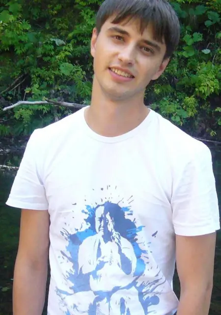 Я Александр, 39, из Южно-Сахалинска, ищу знакомство для приятного времяпровождения