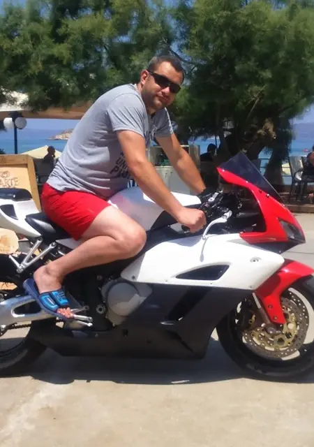 Максим из Химок, ищу на сайте знакомства на одну ночь