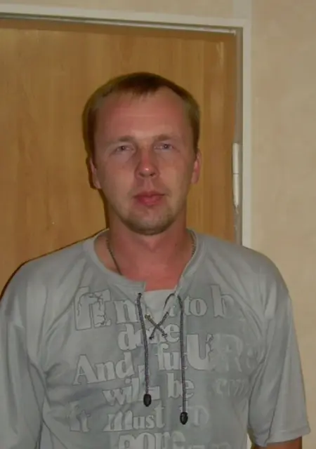 Я Сергей, 46, из Саратова, ищу знакомства на одну ночь