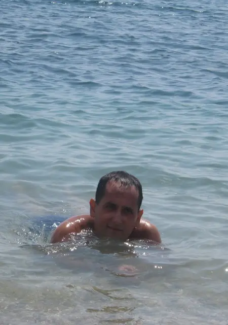 Константин из Донецка, ищу на сайте знакомства на одну ночь