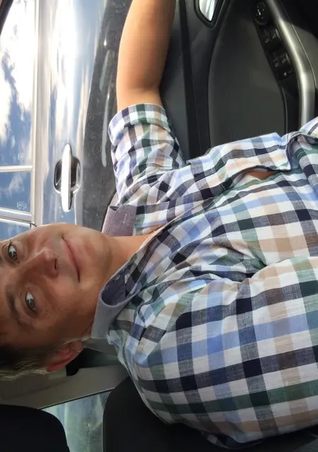 Я Алексей, 43, из Салехарда, ищу знакомство для вирта