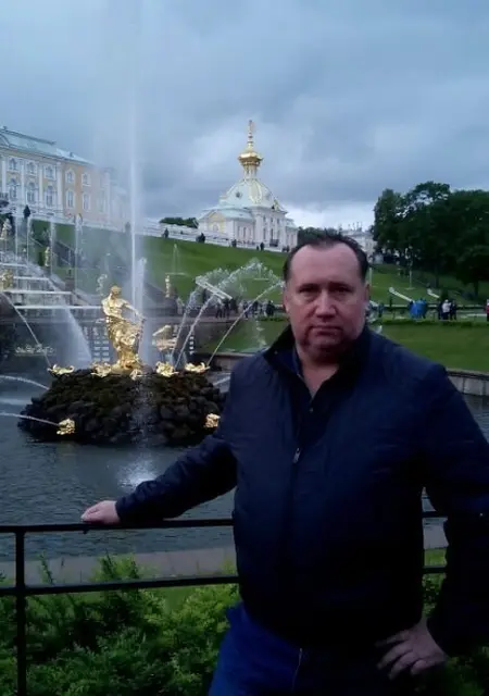 Олег из Кстова, мне 52, познакомлюсь без обязательств