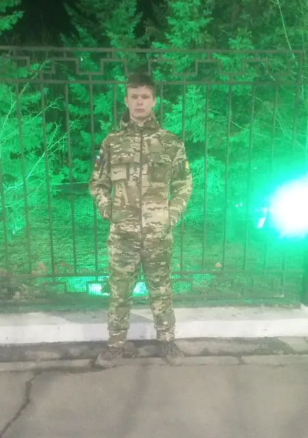 Кирилл из Читы, ищу на сайте знакомства на одну ночь