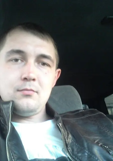 Я Дима, 39, из Белогорска, ищу знакомство для общения