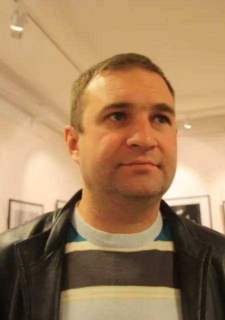 Я Александр, 47, из Апрелевки, ищу знакомства без обязательств