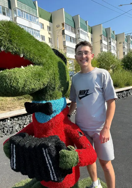 Вильдан из Ижевска, мне 19, познакомлюсь для дружбы