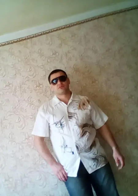 Я Павел, 39, из Владимира, ищу знакомство для постоянных отношений