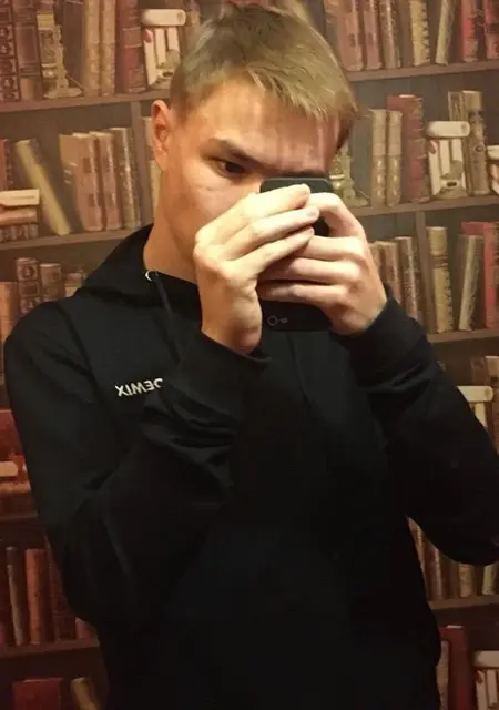 Nick из Йошкар-Олы, мне 20, познакомлюсь для общения