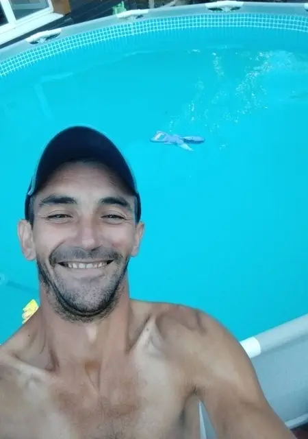 Александр из Ставрополя, ищу на сайте приятное времяпровождение