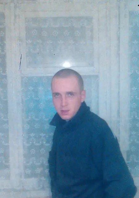 Я Андрей, 33, из Киселевска, ищу знакомства без обязательств