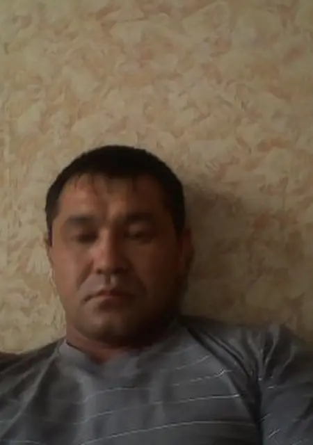 Бюссо из Горно-Алтайска, мне 43, познакомлюсь на одну ночь