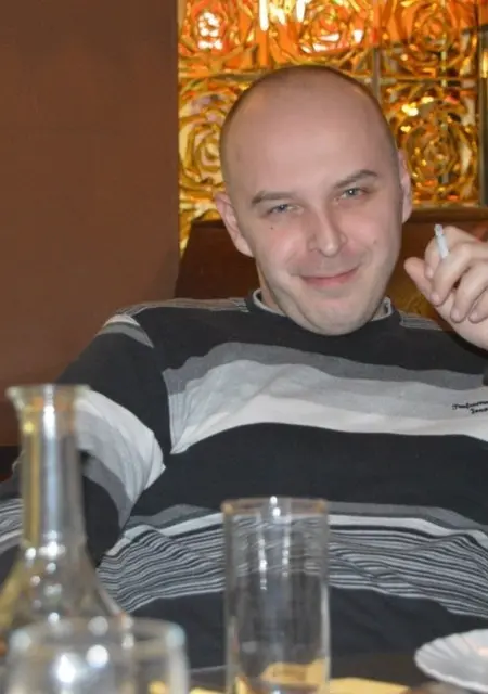 Миша из Чехова, мне 39, познакомлюсь для приятного времяпровождения