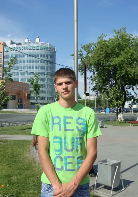 Я Алуксей, 33, из Балакова, ищу знакомства без обязательств