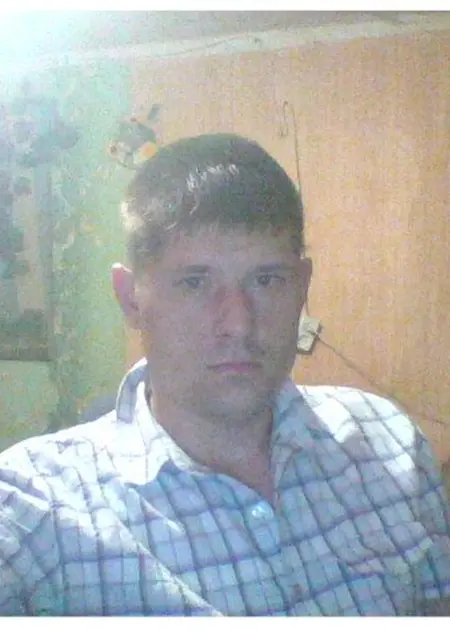 Я Игорь, 36, из Балашова, ищу знакомства без обязательств