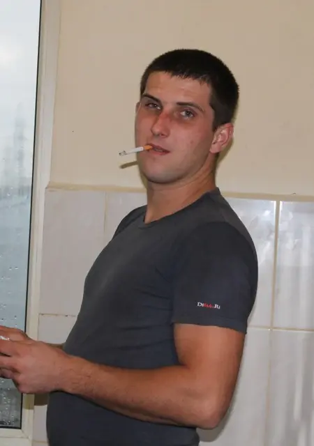 Саша из Губкинского, мне 37, познакомлюсь для дружбы