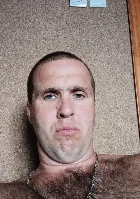 Я Святослав, 36, знакомлюсь без обязательств в Ливнах