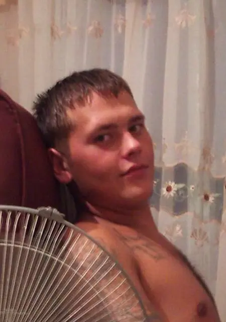 Артем из Якутска, ищу на сайте знакомства на одну ночь