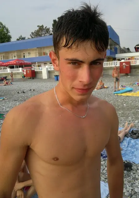 Я Владимир, 33, знакомлюсь без обязательств в Сызрани