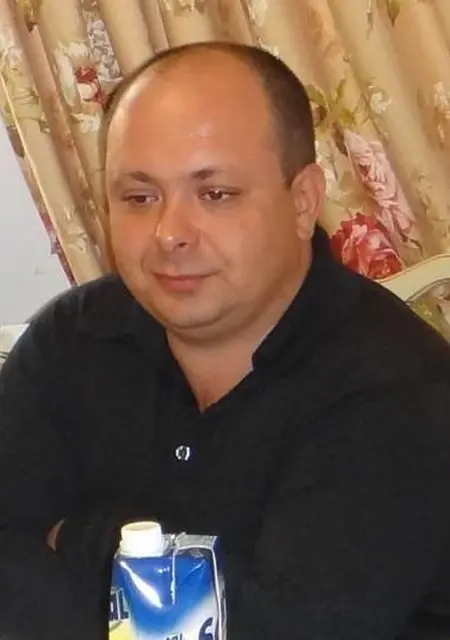 Я Viktor, 50, знакомлюсь без обязательств в Москве